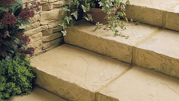 Semmelrock Bradstone Old Town lépcsőelem - Homok